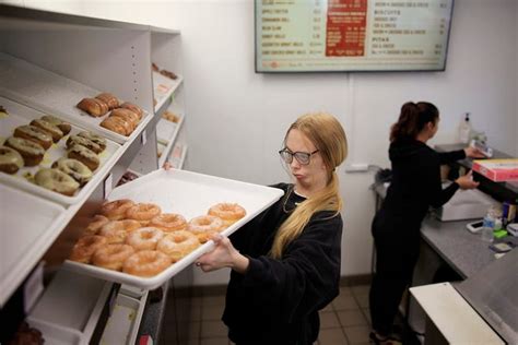 🍩 Morning Rituals: Jacksonville Donut Culture