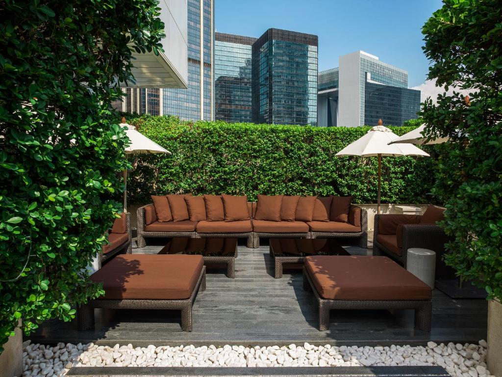 Inside The Upper House: A Boutique Hotel Offering Stunning Skyline Views in Hong Kong